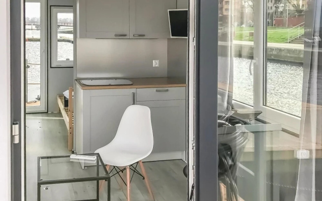 Awesome Ship/boat in Demmin With 1 Bedrooms