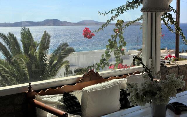 Voula'S Economy Studios Hotel