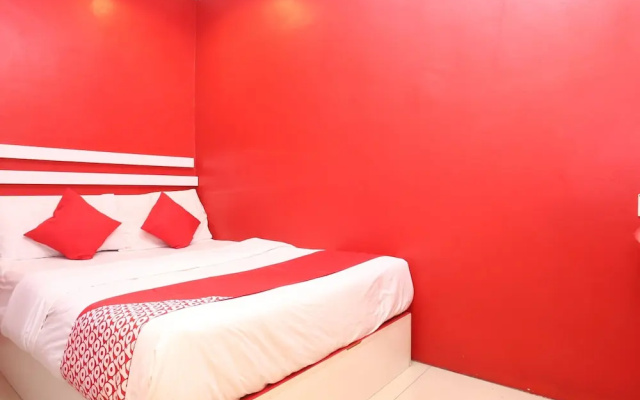My New Home Hotel by OYO Rooms - photo 3