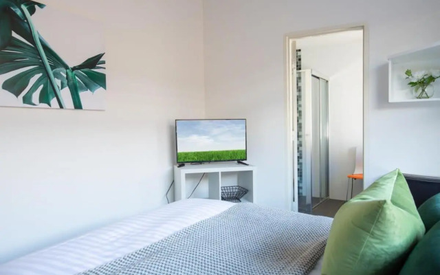Cosy and Bright Studio Next to Westmead Hospital