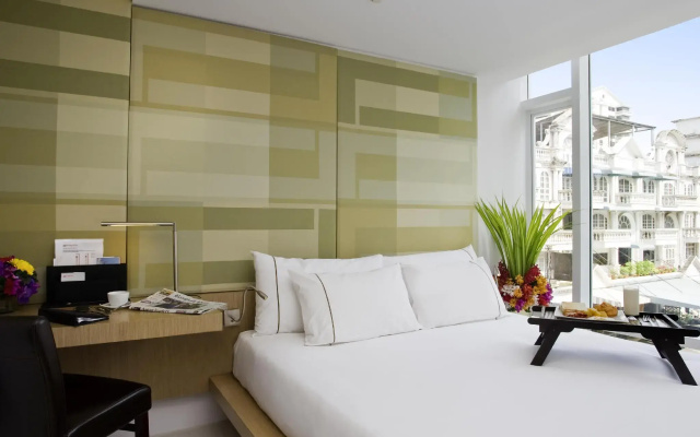 Le Fenix Sukhumvit