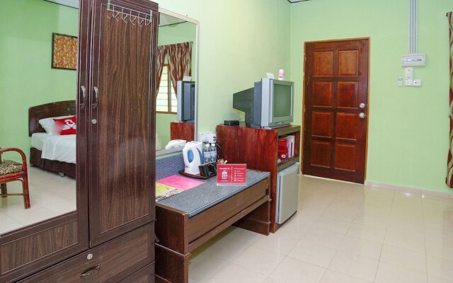 ZEN Rooms Anak Tasik Besar