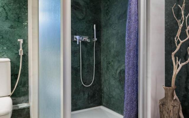 165 sm Penthouse Maisonette Apartment