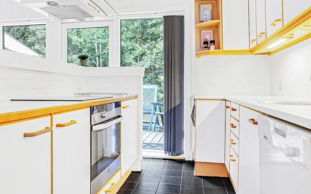 8 Person Holiday Home in Albaek