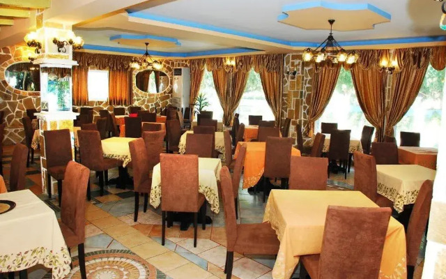 Astoria Hotel
