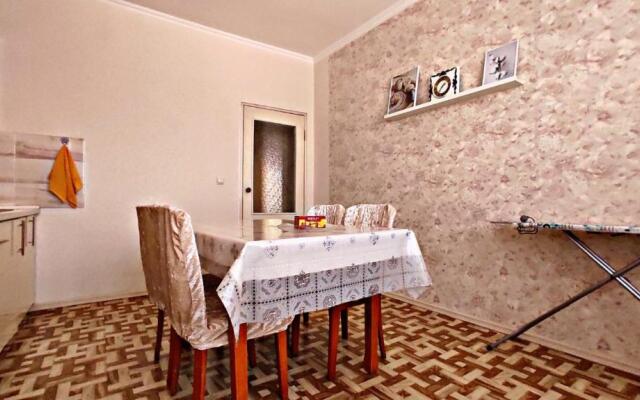 Apartment White Spring