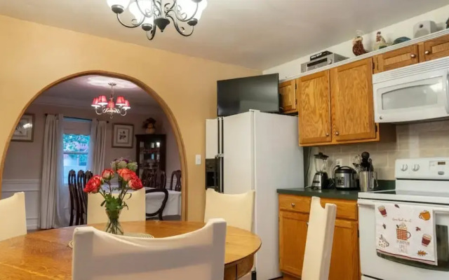 High Street Hideaway