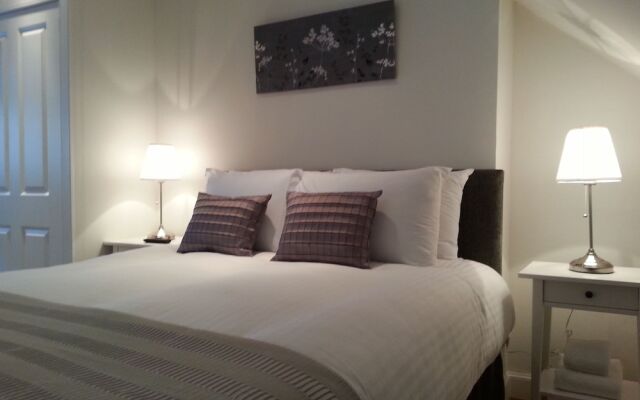 Edinburgh City Centre Apartment