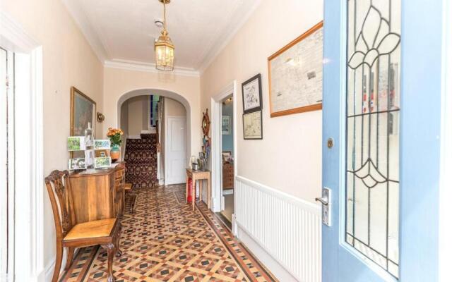 Pendyffryn Manor Bed & Breakfast