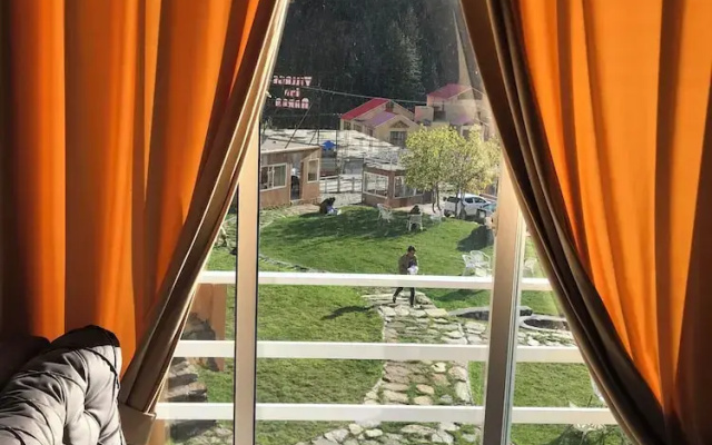 Hotel Village Inn Naran