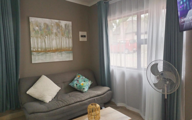 Menlyn Mews Guesthouse