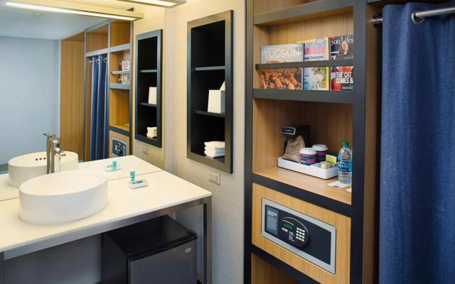Aloft Tucson University