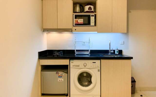 Lavish And Elegant 1Br At The Mansion Kemayoran Apartment