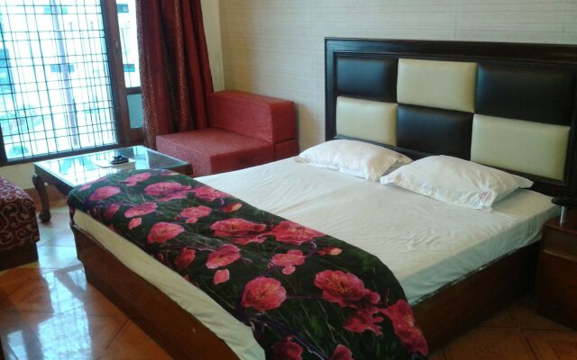Hotel Paradise Continental