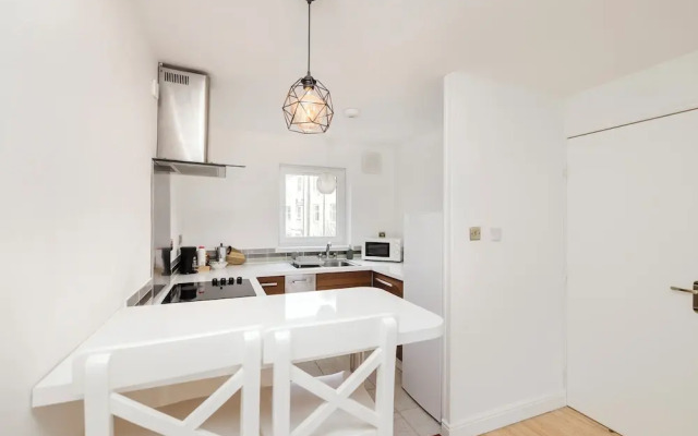 Welcoming 1BR flat near Park