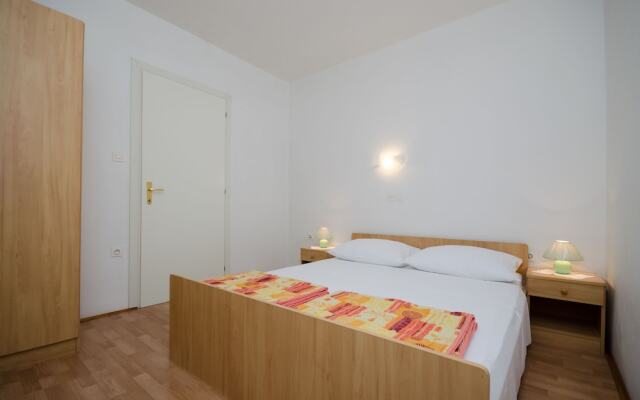 Apartments Ruza-rajska Beach