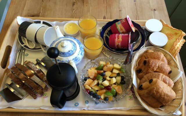 Lyonesse Guest House