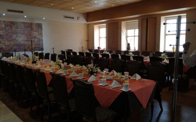 Suites Inn La Muralla Metepec