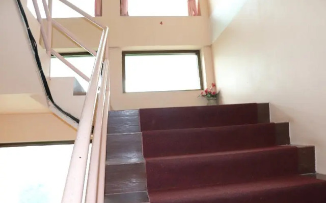 Tipsiri Place by OYO Rooms