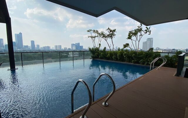 Elegant And Comfort Living 2Br At Samara Suites Apartment