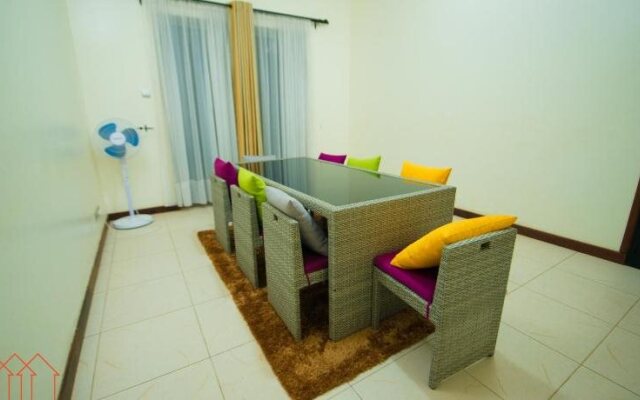 Ci'Sand Suites Hotel
