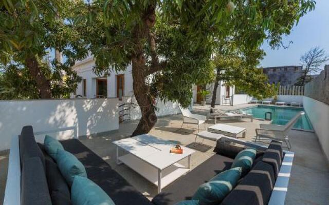 La Villa Hotel