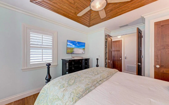 Banyan Beach - 104 Beach Ave