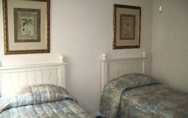 642 Sandy Ridge House 4 Bedroom by Florida Star