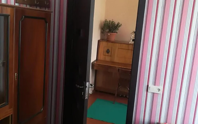 Nikoloz Guesthouse