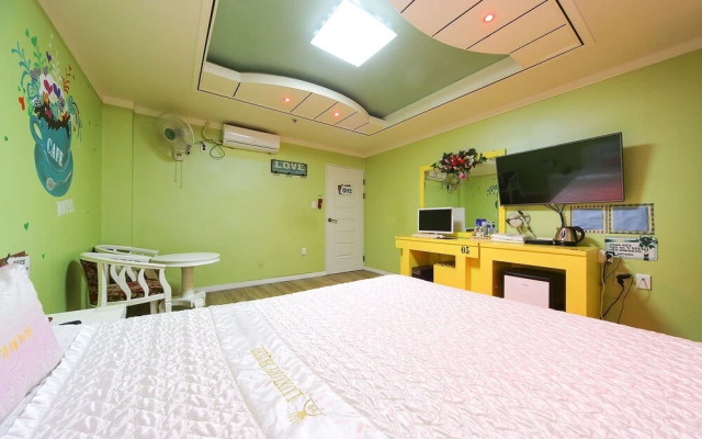 Changwon Masan Cafe