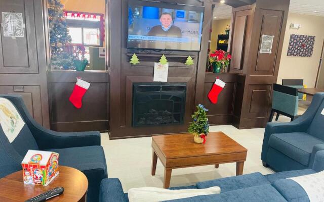 Comfort Inn & Suites Decatur - Forsyth