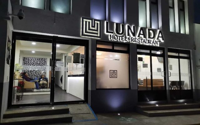 Hotel Lunada