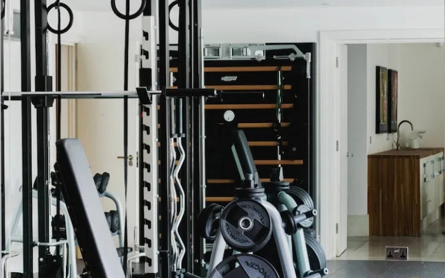 Priory Road by Onefinestay