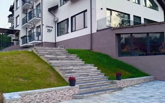 Polyana Kvasova - Park House Apart