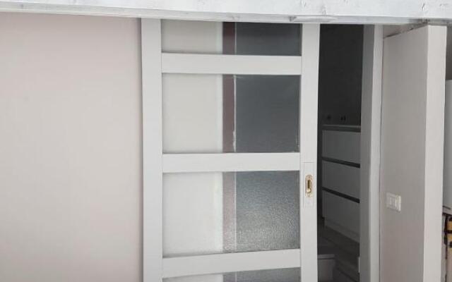 CAV Crystal by People