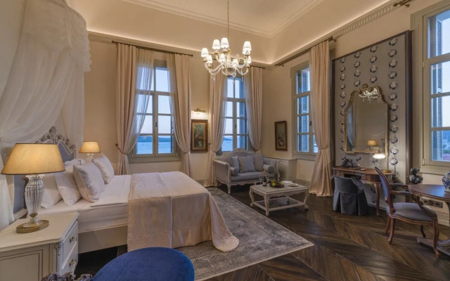 Cunda Despot Evi