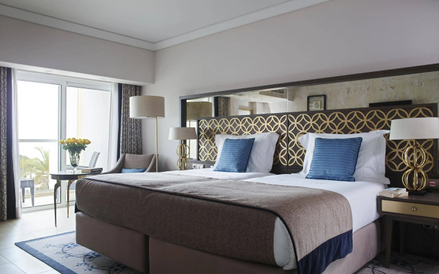 Dona Filipa Hotel