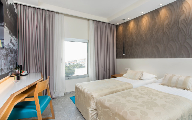 Hotel Lero
