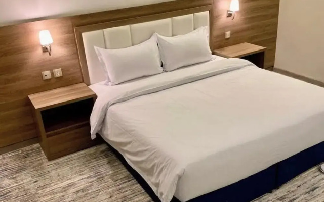 Holiday Plus Tabba Apartments