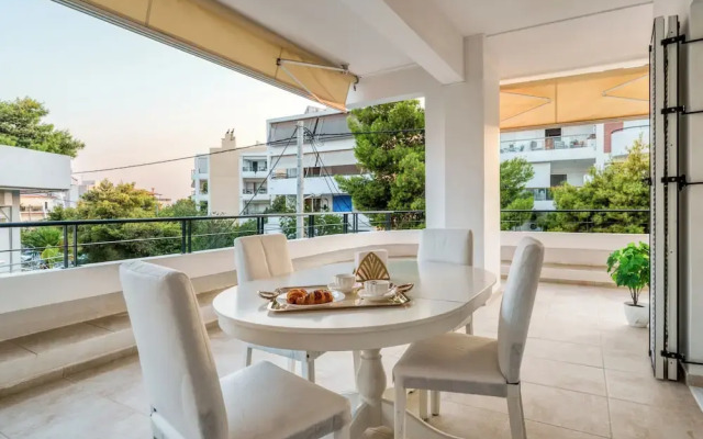 Luxurious Stylish 2 Bd Villa in Voula