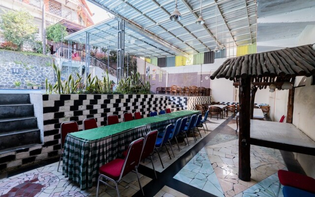 Urbanview Hotel Near Jatim Park 1 by RedDoorz