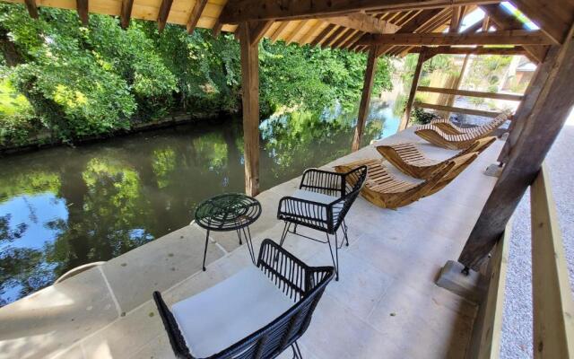 LE LAVOIR Classé 5***** BAYEUX Centre 9 Personnes