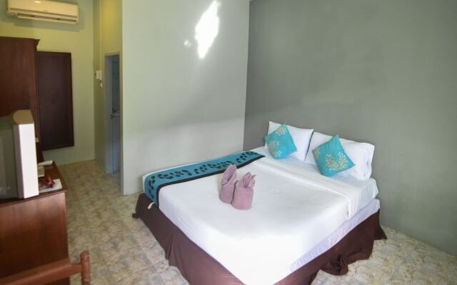 Chum Phae Lagoon Resort