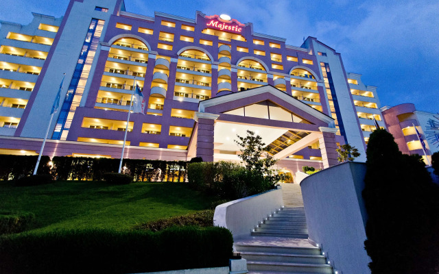 DIT Majestic Beach Resort