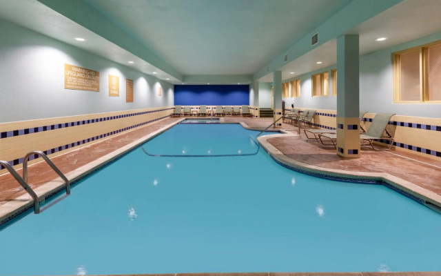 Candlewood Suites West Springfield by IHG