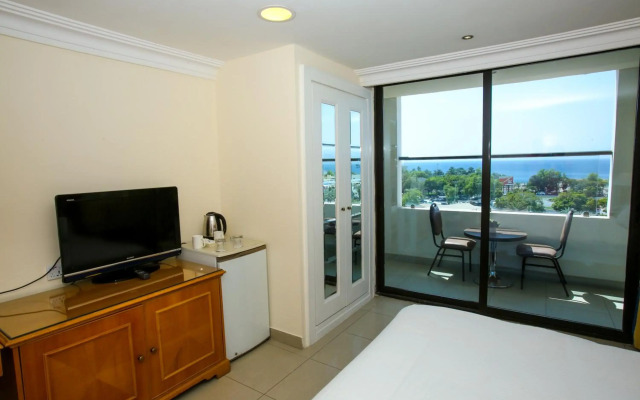 Mina Hotel
