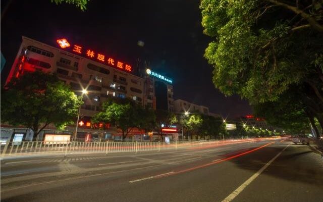City Comfort Inn Yulin Culture Plaza