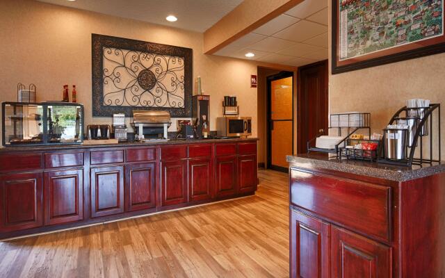Best Western Benton Inn