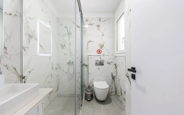 Bliss Triple Room in Gjirokast r