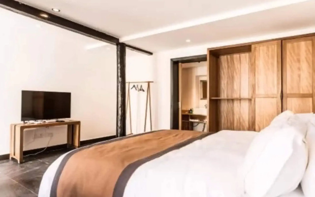 Dengfeng Qingjing Courtyard Hotel